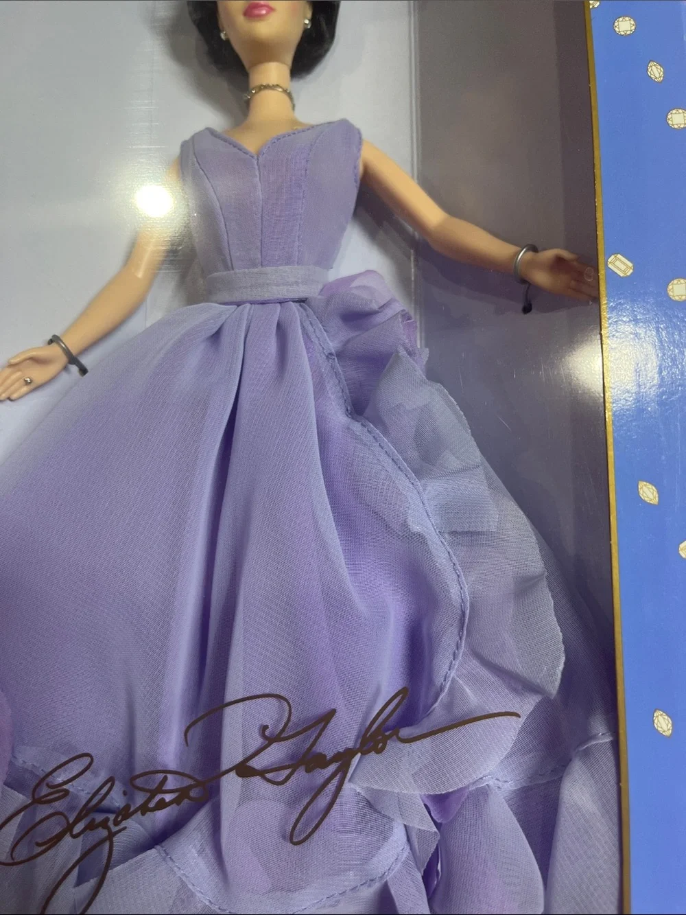 2000 Special Edition Elizabeth Taylor White Diamonds Barbie Doll NRFB